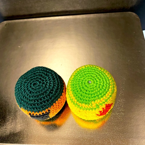 HACKY SACK BALL VINTAGE HANDMADE WOVEN GUATEMALAN STRESS BALLS BUNDLE OF 2 - Picture 4 of 5